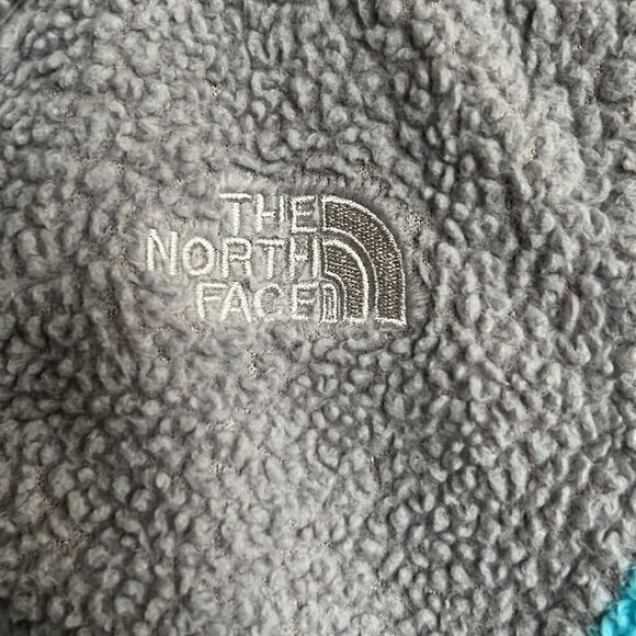 Girls The North Face Fleece Teddy Jacket - Picture 5 of 9
